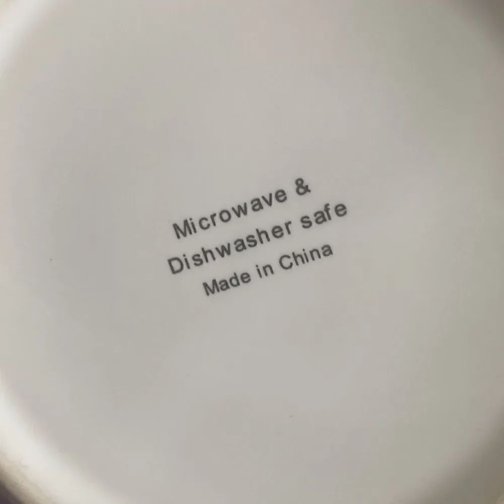 Chunky Graphic Mug    - Picture 4 of 4
